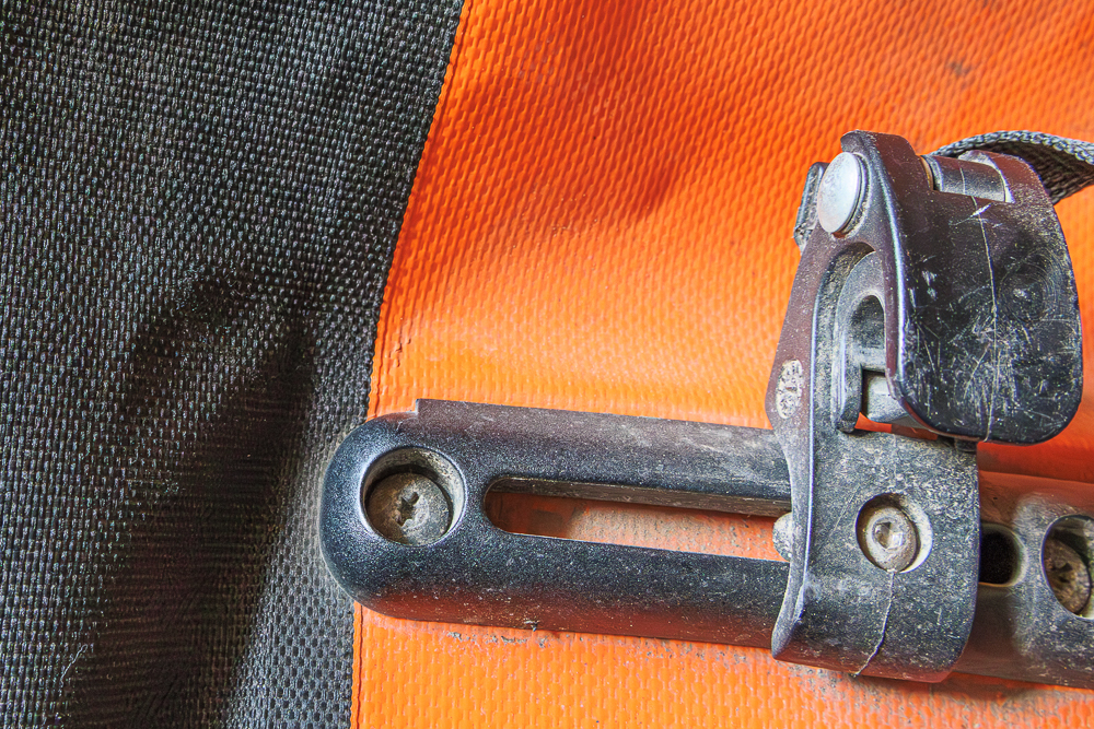 Zur Not passt auch ein breiterer Reifen drauf, als der 4.7 Z&ouml;ller des F@R ;-)