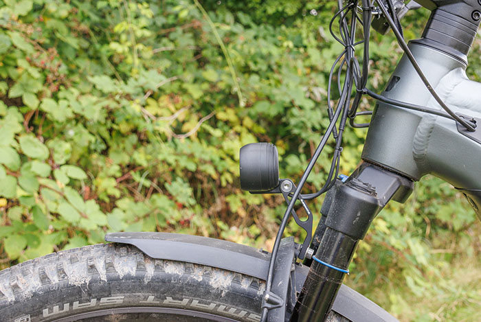 Gut verpackt kam das Rad an Dazu habe ich den Original-Halter von Supernova verwendet