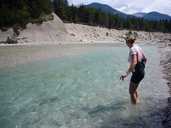 Silvia beim F&uuml;&szlig;e k&uuml;hlen