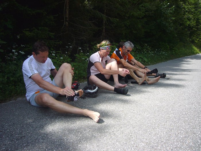 F&uuml;&szlig;e trocknen und wieder besocken