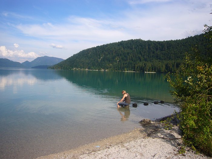 Nixe beim Fu&szlig;bad