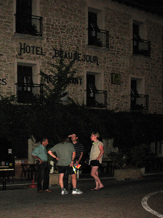 Mal fragen, ob es noch einen Absacker gibt ...