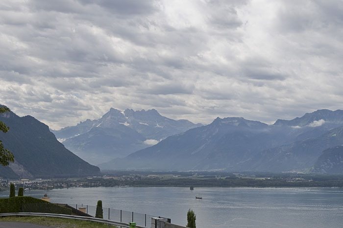 Blick &uuml;ber den See in die Berge