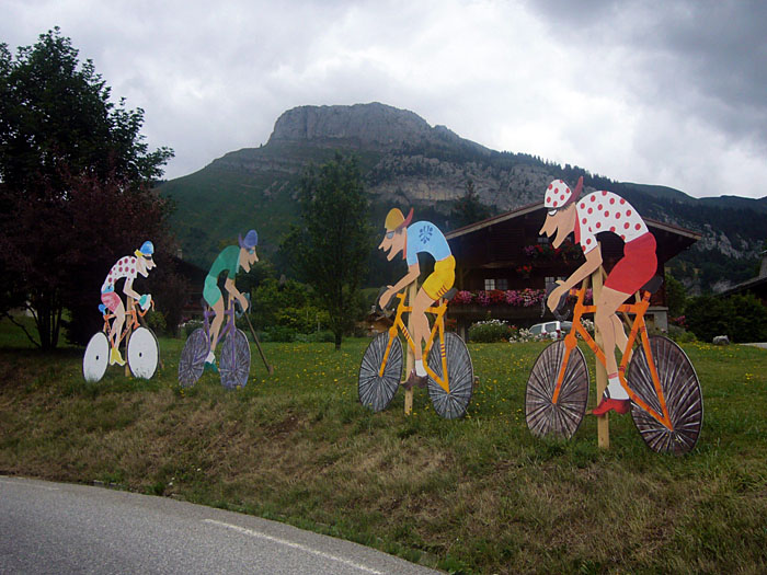 Wieder Rest-Deko von der Tour de France ...