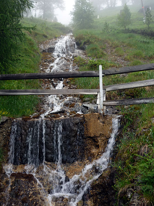 Bei soviel Wasser im Bach, br&auml;uchte der Himmel nichts zu schicken