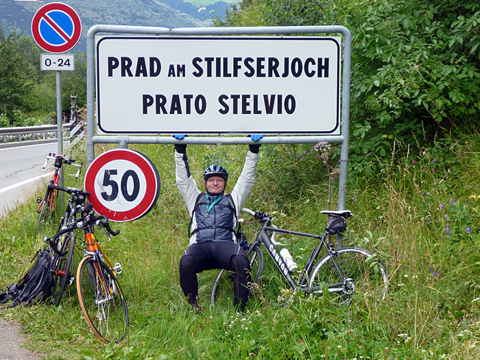 An diesem Schild stellte ich die Frage, "wie weit ist es noch bis Prad?" ;-)