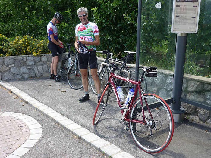 Wartet ihr auf den Bus?