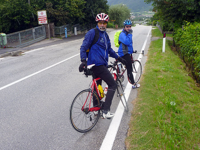 Rein in die Klamotten ...