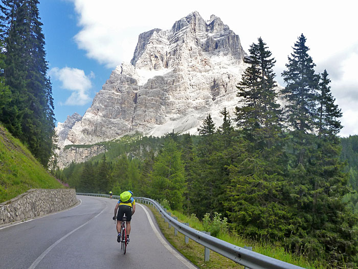 ... f&auml;hrt Reinhard im Wiegetritt