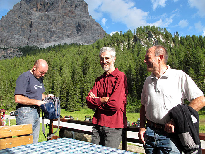 Nach der Dusche und vor dem Essen hat man gut lachen