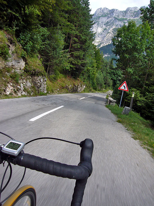... fliegen beim bergab sausen an uns vorbei