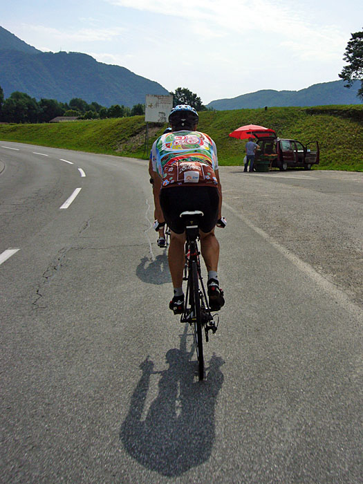 Am Stra&szlig;enrand gibt es frisches Obst und Gem&uuml;se