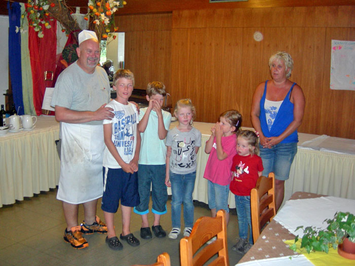 Das ganze Team, das f&uuml;r unser Wohlergehen sorgte