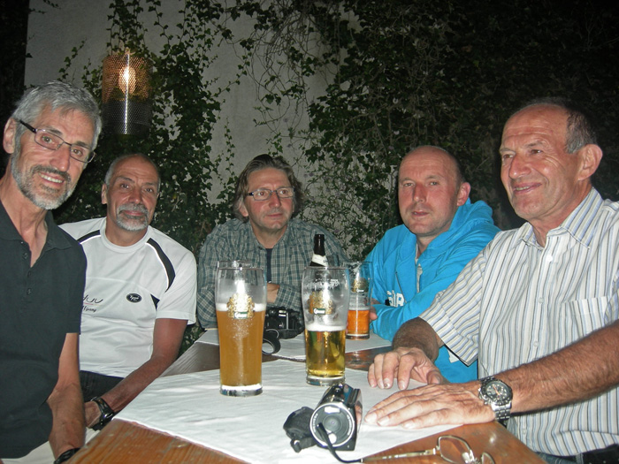 Beim Schloss R&ouml;thelstein gibt es isotonische Erfrischungen