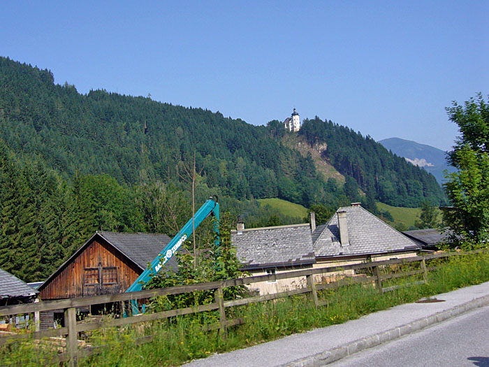 Hoch oben am Berg: Schloss R&ouml;thelstein