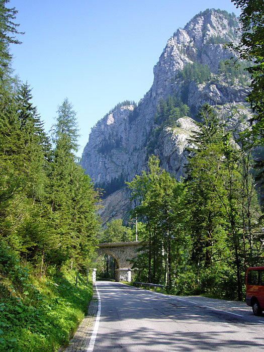 Fahrt durch's Ges&auml;use