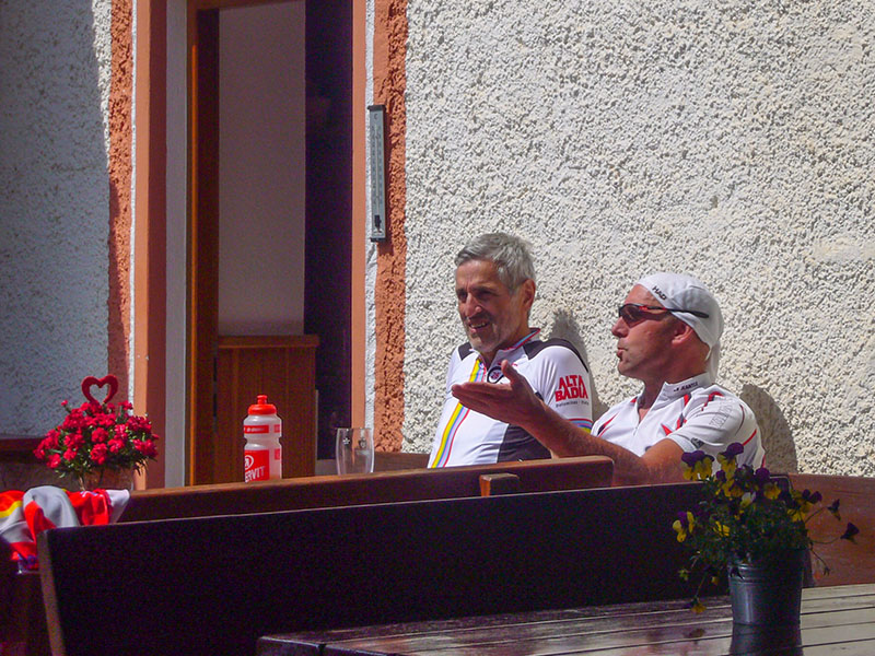 Sepp und Reini diskutieren &uuml;ber Fahrwerke ...