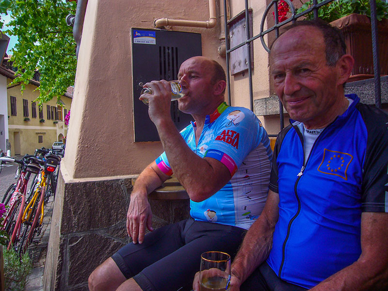 ... und Espresso gegen die Schmerzen ;-)