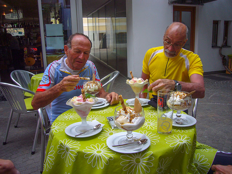... doch das Eis schmeckt umso besser ;-)