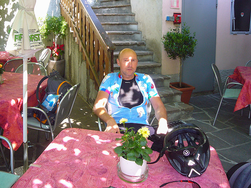 Kurze Rast im Schatten