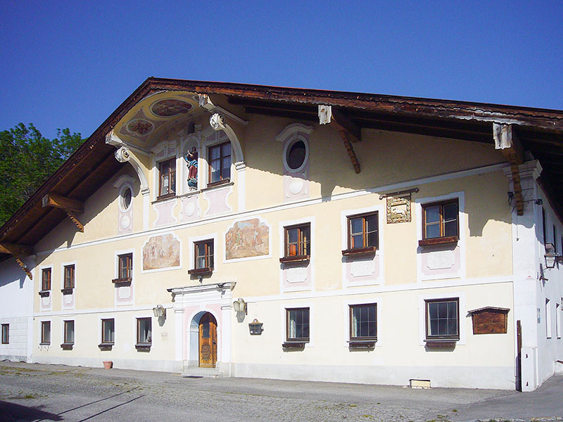 ... und finden dort sch&ouml;ne alte H&auml;user