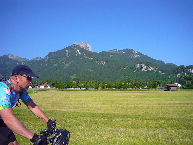 Hinter Reutte treffen wir ...