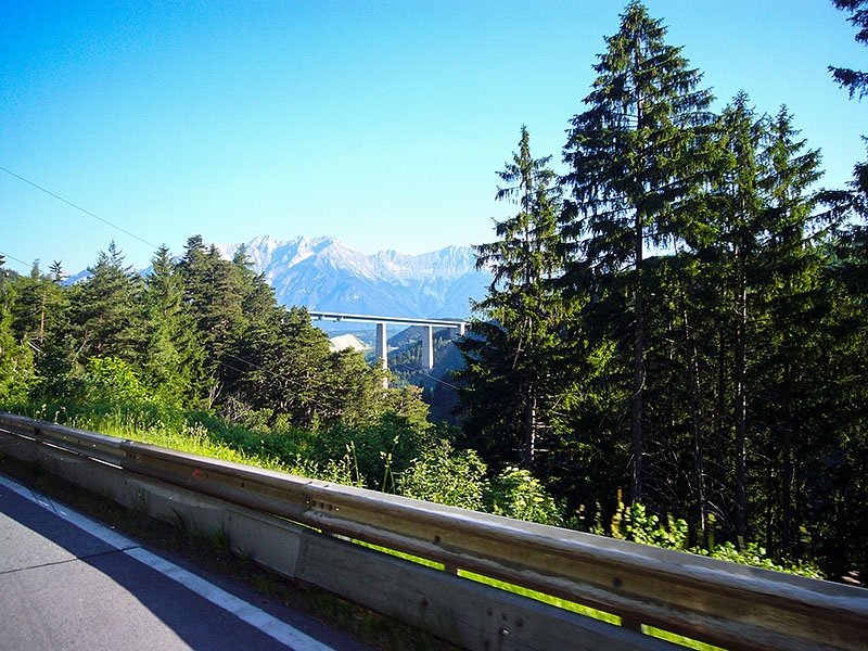 Die Europabr&uuml;cke kommt in Sicht