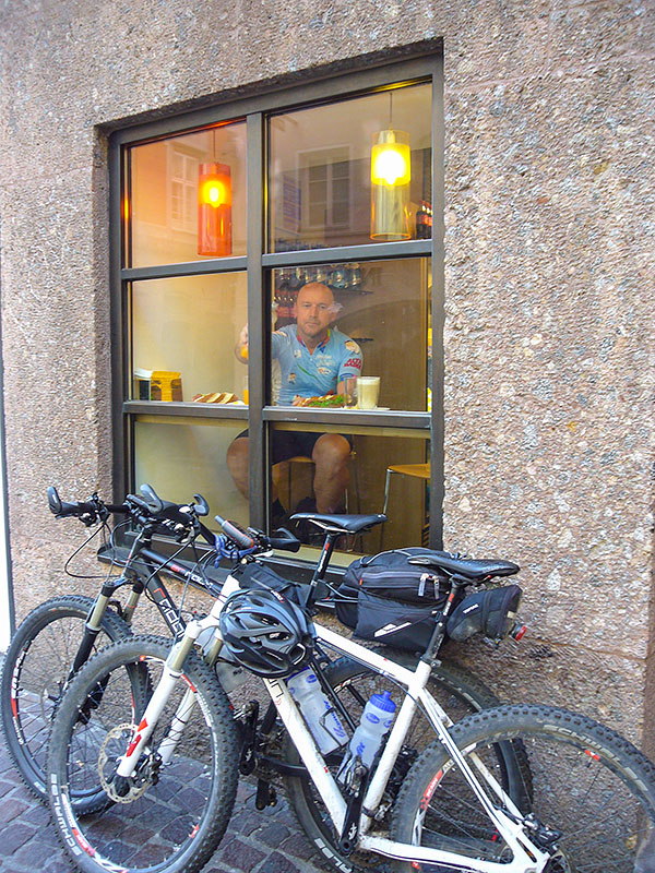 Da unsere &Uuml;bernachtung ohne Fr&uuml;hst&uuml;ck war, holen wir das hier nach