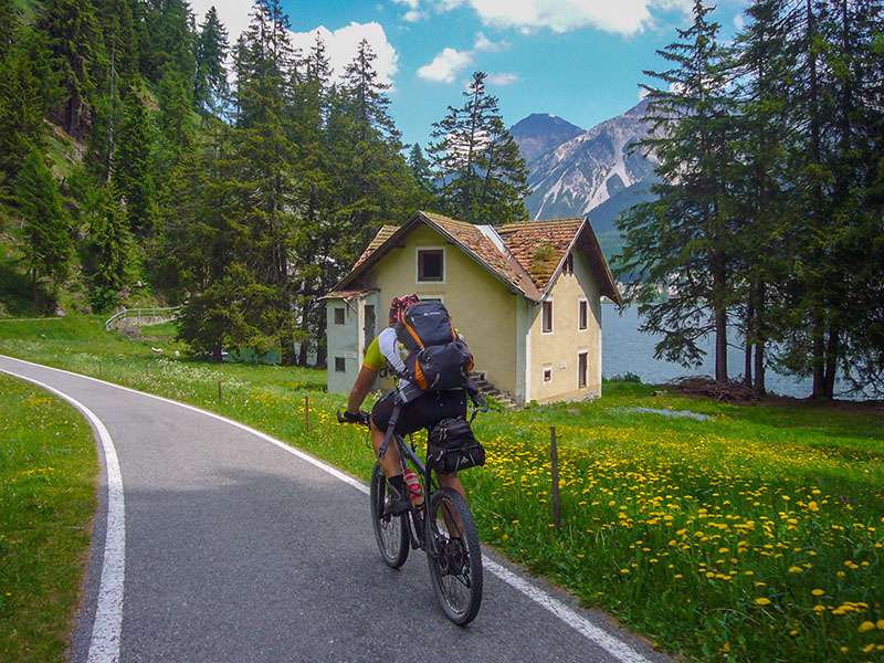 Der Reschensee kommt in Sicht