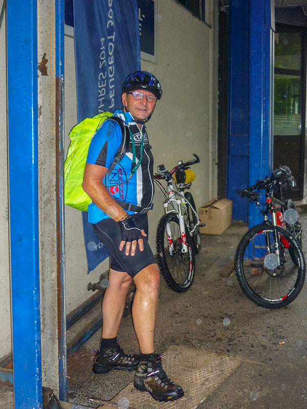 ... doch bei Prutz erwischt uns das erste von drei Gewittern :-(