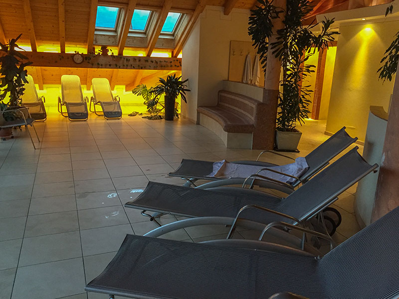 Im Wellnessbereich des Hotels lassen wir es uns gutgehen