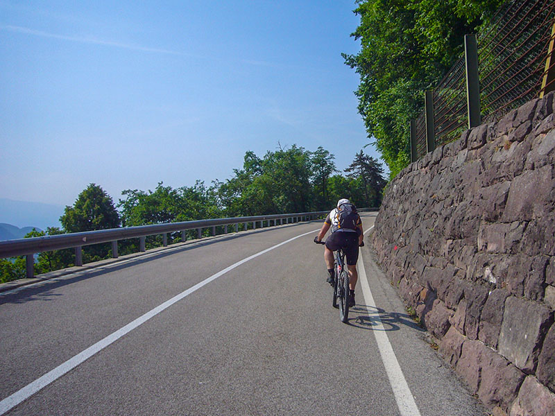 Zun&auml;chst fahren wir, wie schon so oft, den Mendelpass hinauf