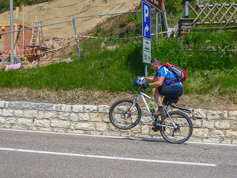 Wer jetzt noch soviel Kraft hat, ist nicht schnell genug hinauf gefahren ;-)