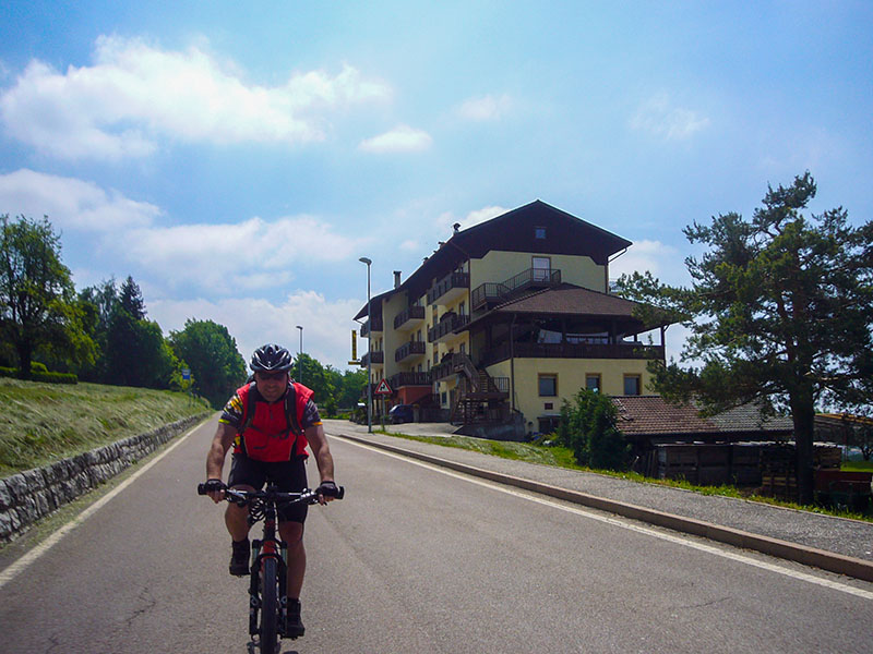 Hier bin ich mal vor Reini ;-)