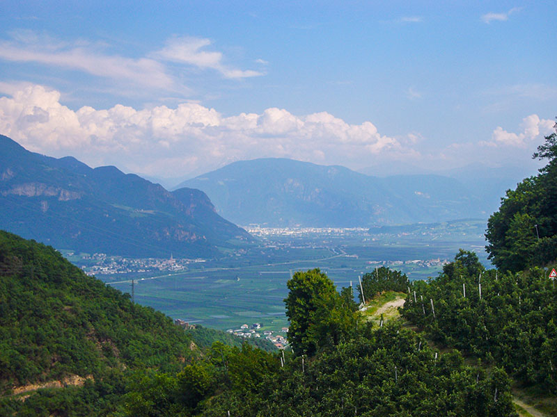 In der Ferne liegt Bozen