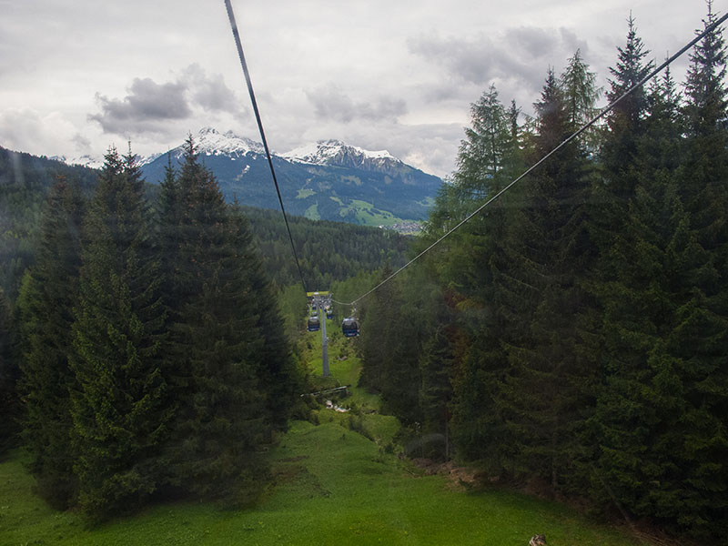 &Uuml;ber einige H&uuml;gel arbeiten wir uns dann nach Nesselwang weiter