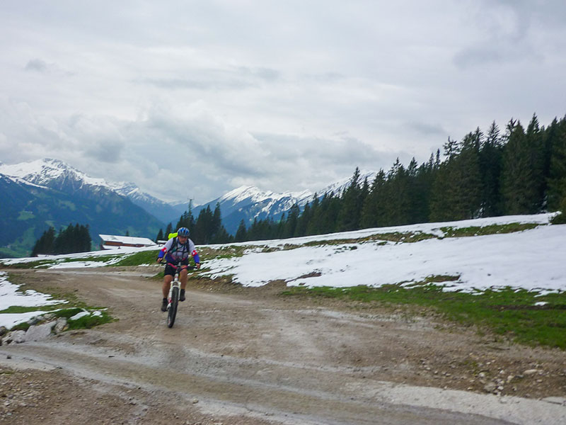 Hier l&auml;sst das wei&szlig;e Zeug schon wieder nach ...