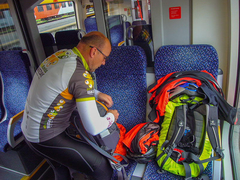 Warm und trocken reisen wir nun durch den Regen