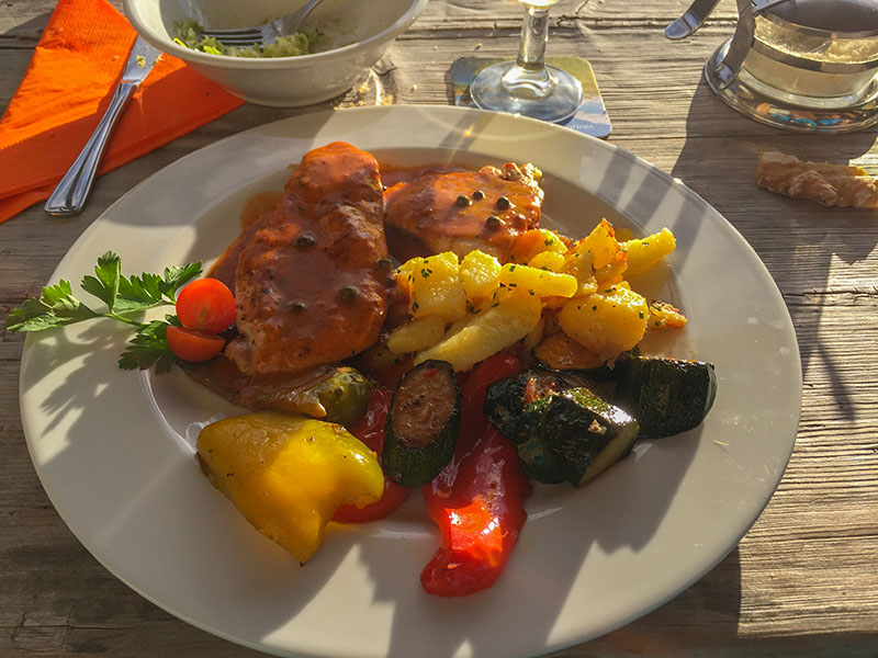 ... freuen wir uns &uuml;ber das schmackhafte Abendessen