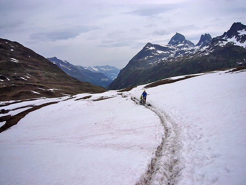 ... in die man fast bis zum Knie einsinkt :-(