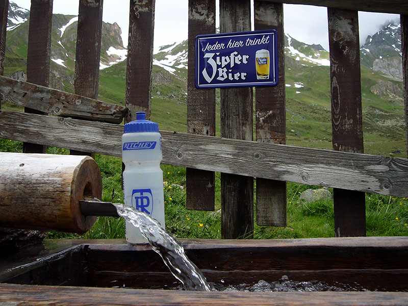 Und ich dachte, da kommt Bier aus dem Brunnen ;-)