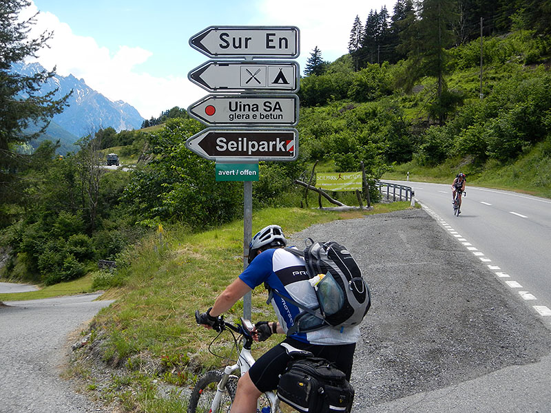 Abzweig zur Uina-Schlucht