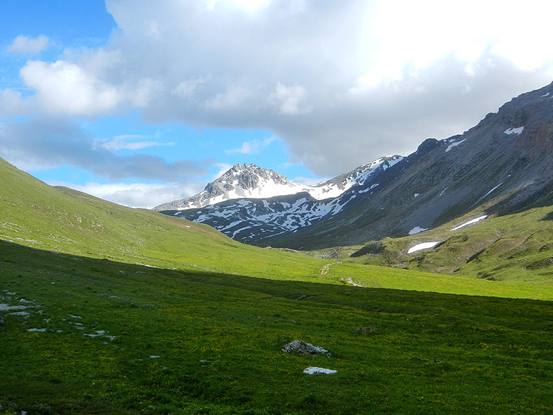 Eine sch&ouml;ne Hochebene breitet sich vor uns aus