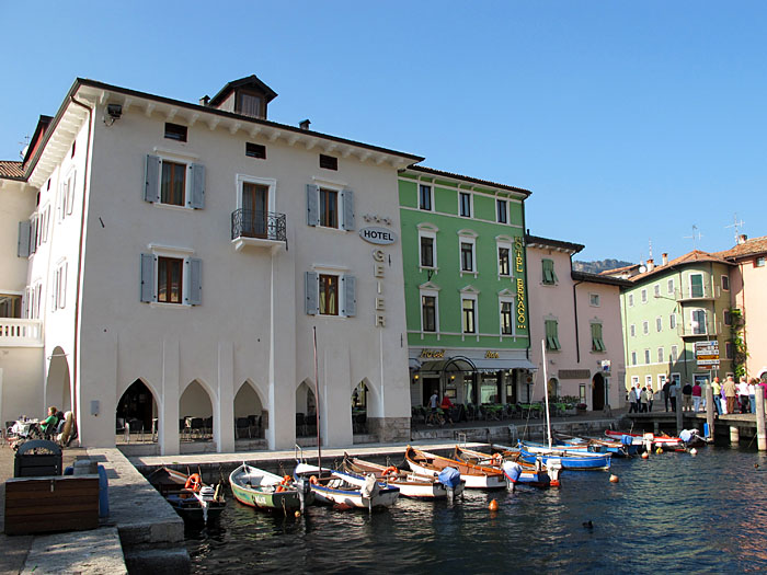 Der Fischerhafen von Torbole