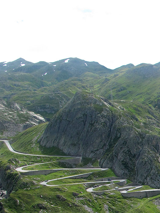 Von der neuen Stra&szlig;e aus gesehen, sieht das Ganze so aus