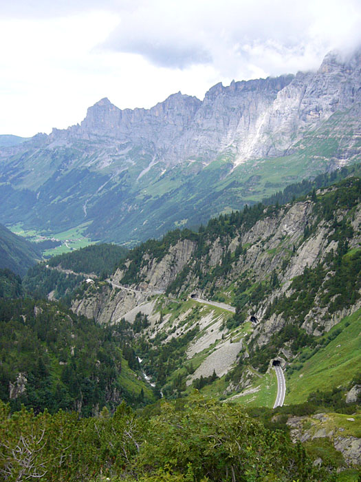 Die feuchten Tunnel warten schon auf uns
