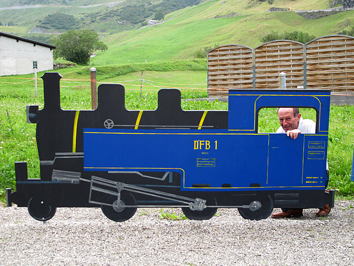 Nachwuchs-Lokführer Hanspeter ;-)