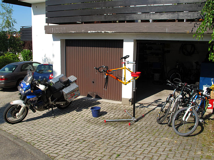 Räder und Antrieb abgebaut und alles gründlich putzen