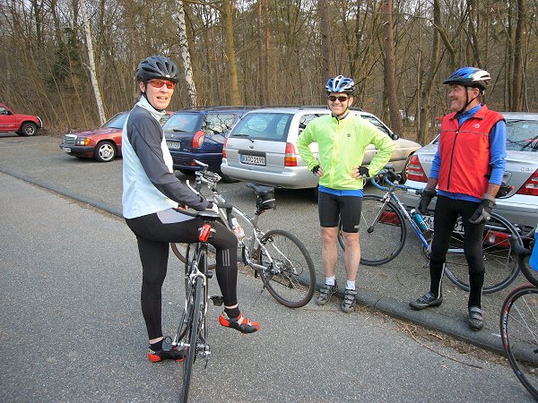 Unser Neuzugang Silvia, Joachim und Richard kurz vor dem Start