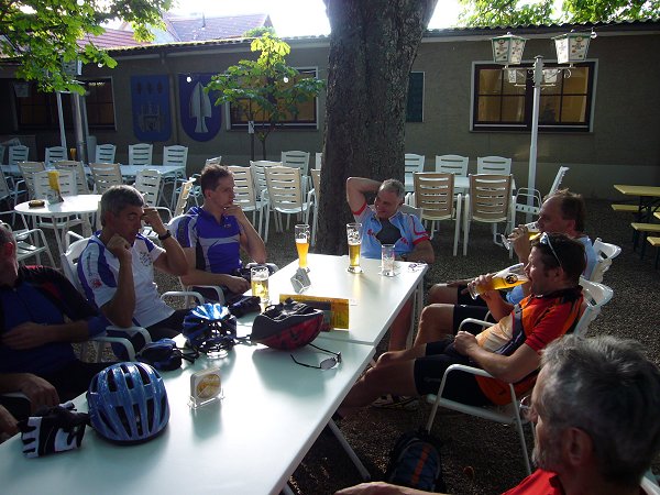 Endlich im Biergarten